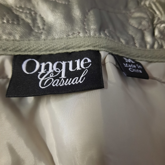 Onque Casual Vest Womens Medium Silver Faux Leather Sleeveless Zip Front - Picture 6 of 7